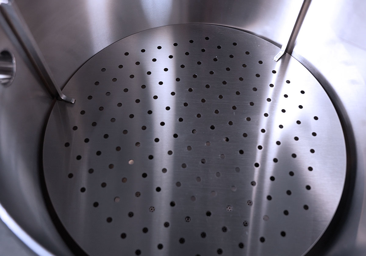 MM Stainless interior