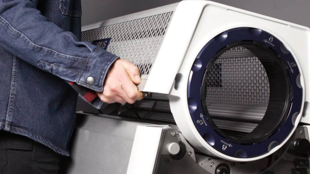 Tumbler Installation & Removal Mobius Trimmer