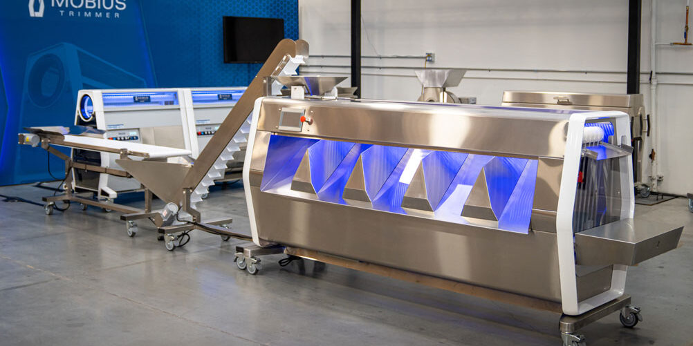 Are you trying to scale your cultivation operation? Learn how a cannabis sorter can save you money while producing a consistent product.  Watch how the Mobius M9 sorter stacks up against the Green Broz Sorter.